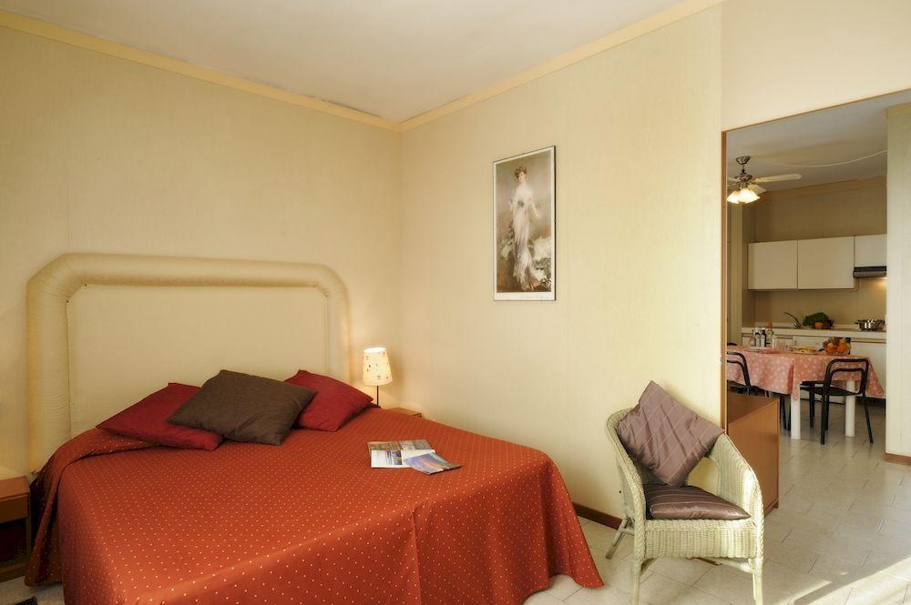 Residence San Marco Suites&Apartments Alassio Exterior photo